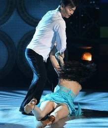 明星出糗,尴尬瞬间引发网友热议