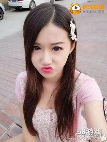 虎牙纹身女主播露半球,纹身与争议的交织瞬间