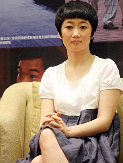 赵涛家庭背景,出身名门，砥砺前行，揭秘影视界璀璨明星的家族底蕴